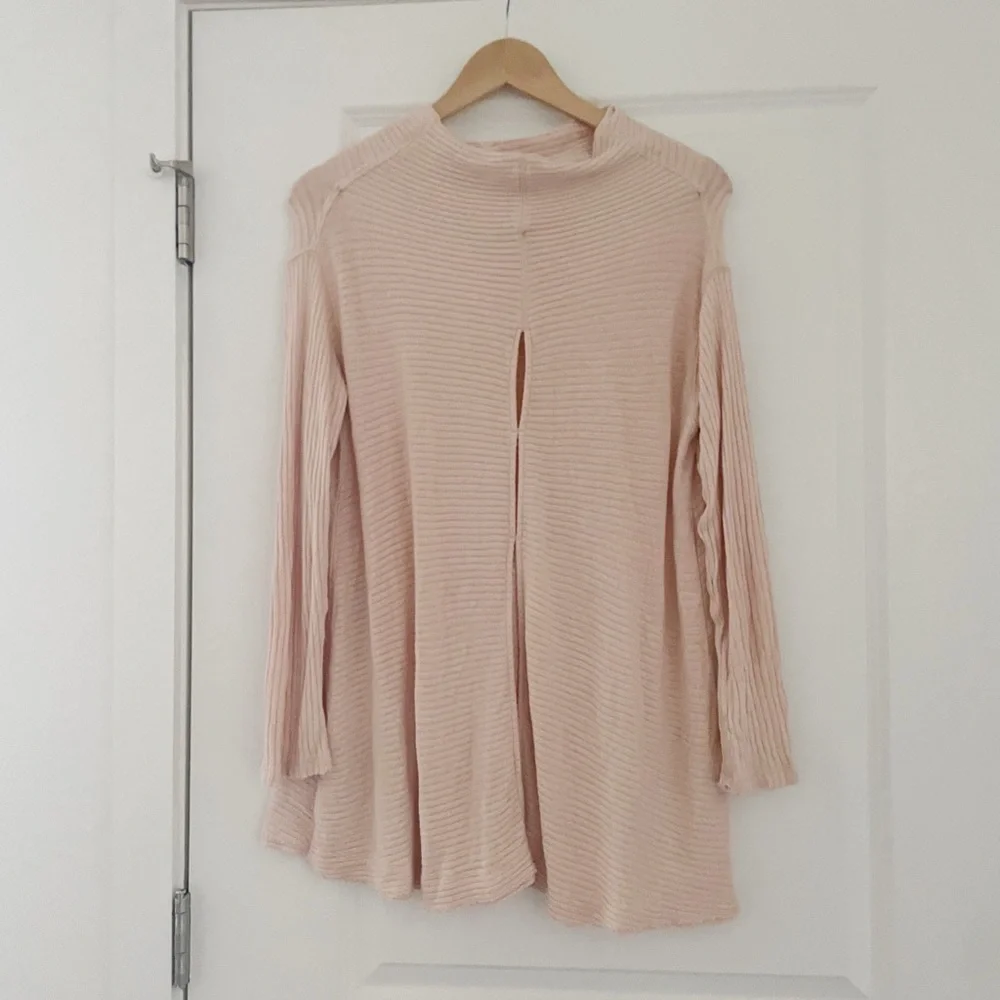 We the Free Lover Split Back Ribbed Sweater Pullover Peachy Pink Raw Hem